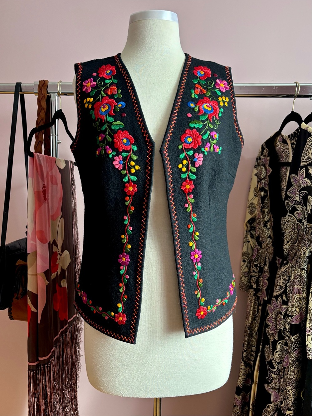 Vintage Eastern European Floral Embroidered Black Felt Wool Sleeveless Vest - Picture 2 of 10